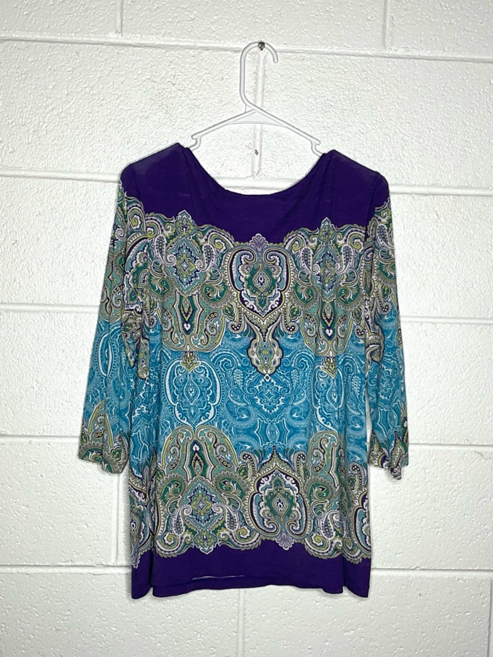 < Chico’s Multi-Colored Paisley Pattern 3/4 Sleeve Top > - Picture 3 of 3